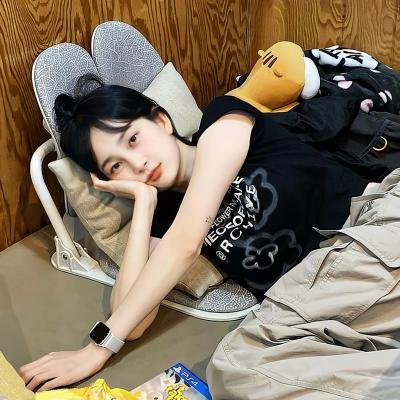 花花公子之千面女陪游